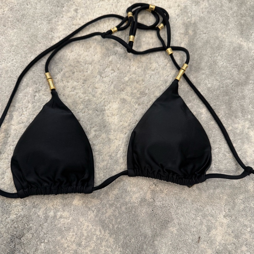 Vix Paula Hermanny Black Bikini Top- size S